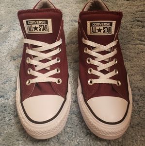 Convers low top marron shoes